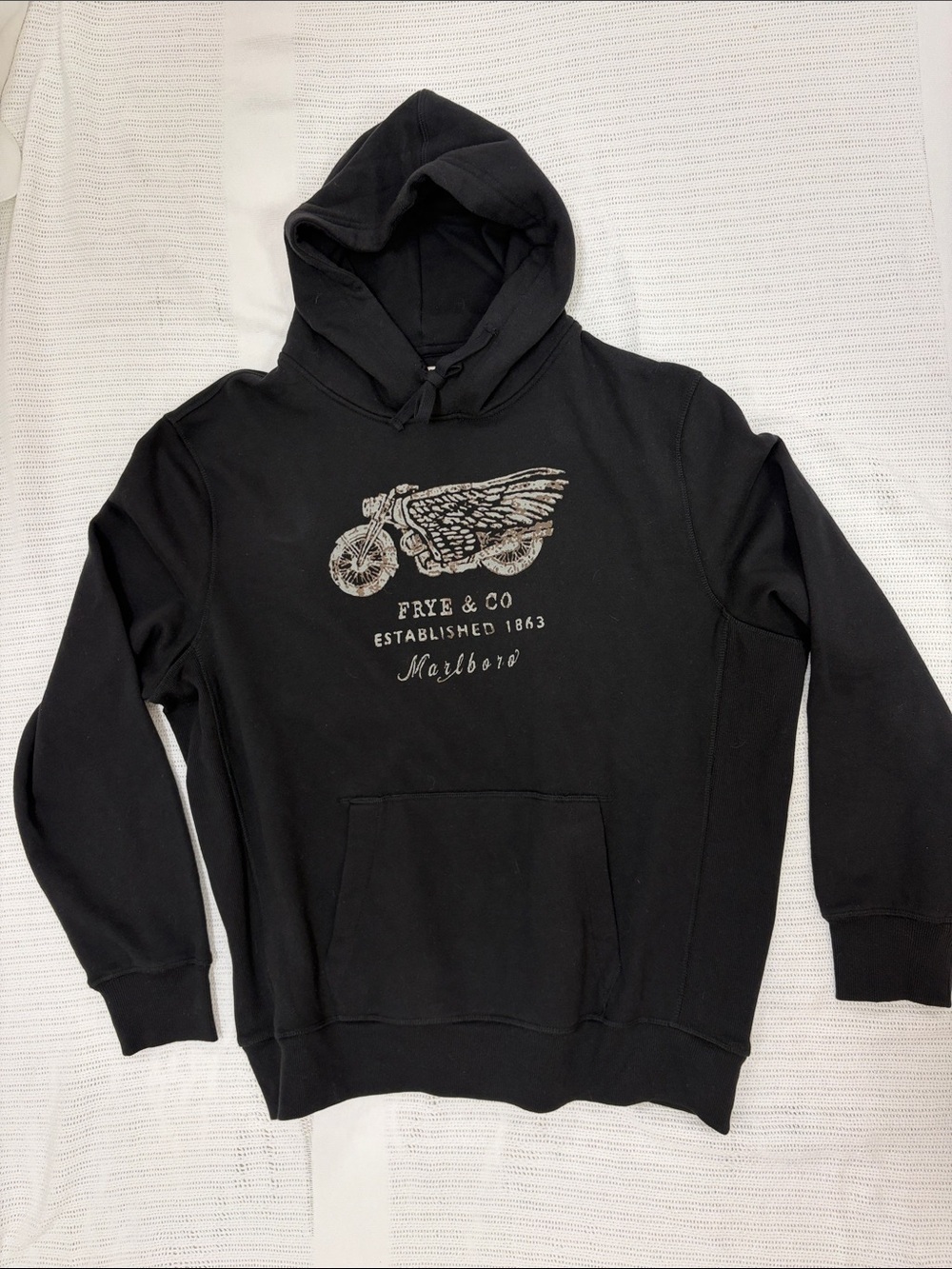 FRYE &COMPANY Mens Black Graphic Hoodie - Men's Pullover Sweatshirt. Size XXL